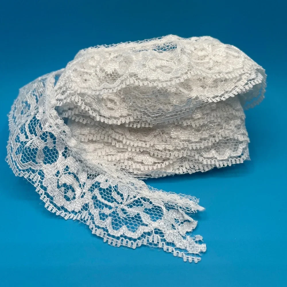 White Floral Lace Trim Scalloped Edge Sewing Craft Ribbon 1 Inch x‎ 4 Yards